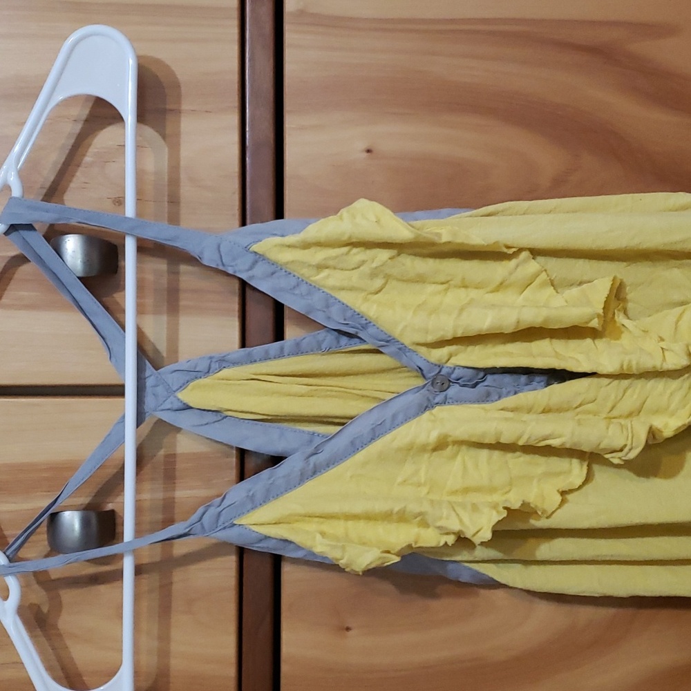 Sunny Yellow Nightgown - Picture 2 of 2